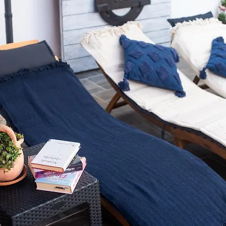 And Agiss With Pool * Vodice