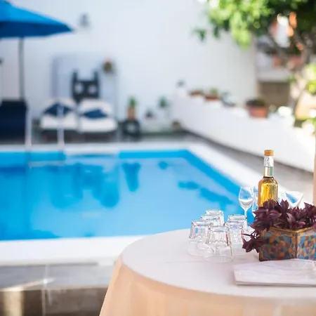 And Agiss With Pool Vodice