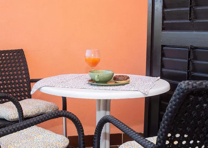 And Agiss With Pool * Vodice