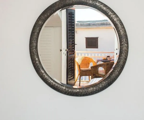 And Agiss With Pool * Vodice